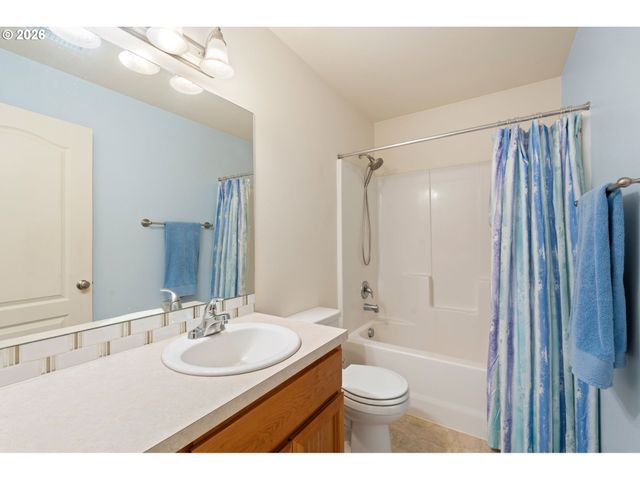 628 STONE VIEW Way, Kalama, WA 98625