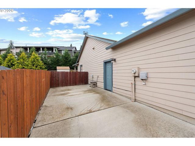 628 STONE VIEW Way, Kalama, WA 98625