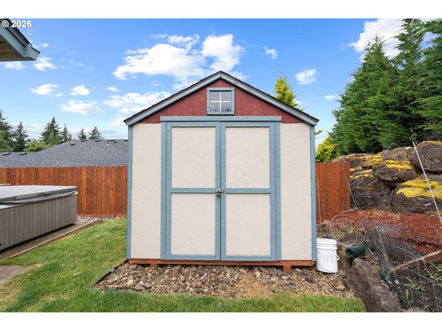628 STONE VIEW Way, Kalama, WA 98625