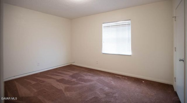 1015 W Avenue J7, Lancaster, CA 93534