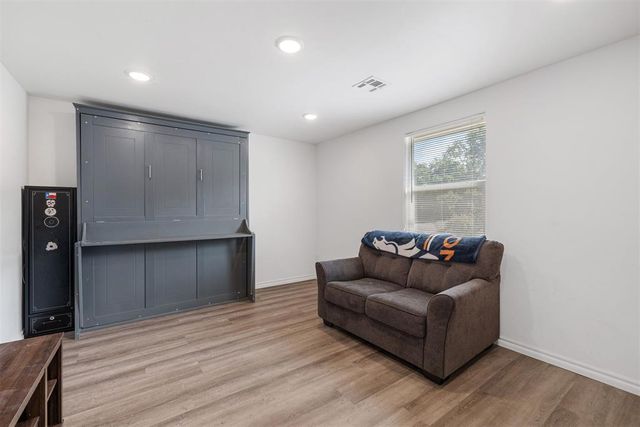2912 Willow Creek Drive, Norman, OK 73071