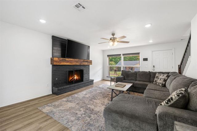 2912 Willow Creek Drive, Norman, OK 73071