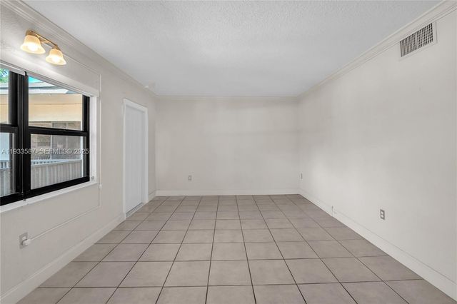 3265 Virginia St 21, Miami, FL 33133