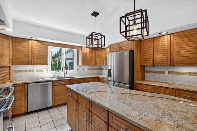 206 Baranof W, Westerville, OH 43081