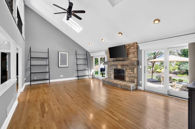 206 Baranof W, Westerville, OH 43081