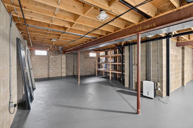206 Baranof W, Westerville, OH 43081