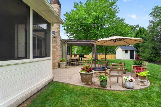 206 Baranof W, Westerville, OH 43081