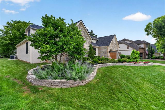 206 Baranof W, Westerville, OH 43081
