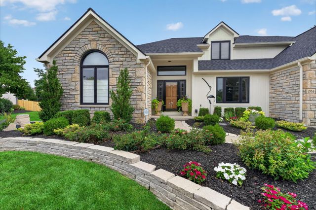 206 Baranof W, Westerville, OH 43081