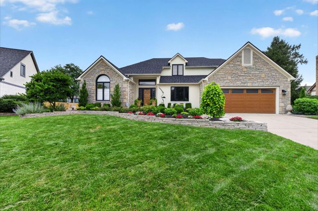 206 Baranof W, Westerville, OH 43081