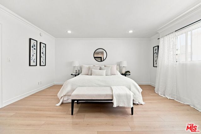 5243 Yarmouth Avenue 31, Encino, CA 91316