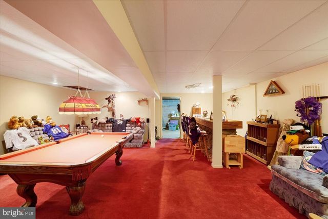 1067 HAMETOWN RD, Glen Rock, PA 17327