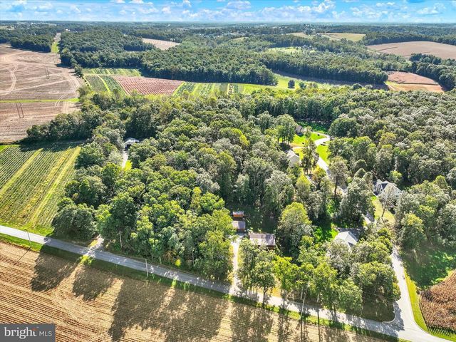 1067 HAMETOWN RD, Glen Rock, PA 17327