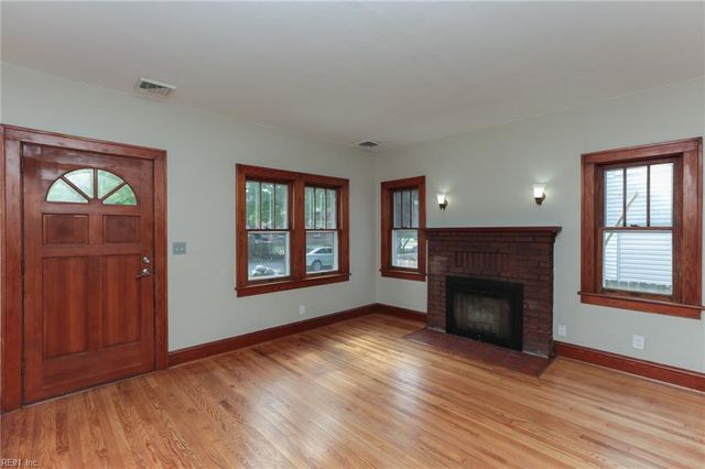 144 Wythe PW, Hampton, VA 23661