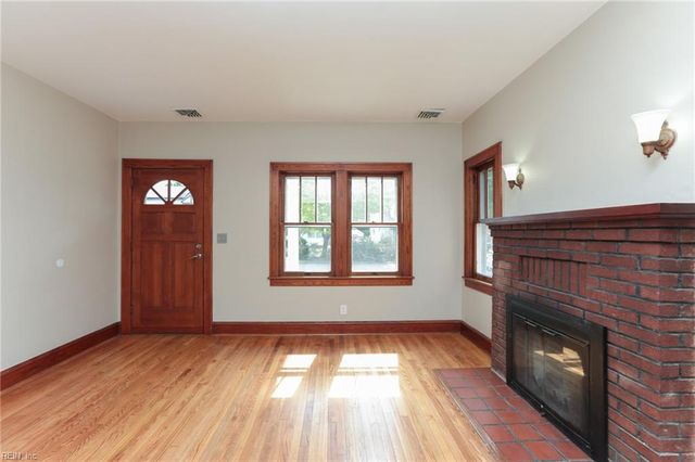 144 Wythe PW, Hampton, VA 23661