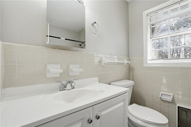 1069 Laurel Lane NW, Conyers, GA 30012