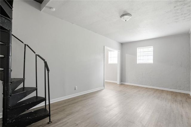 1069 Laurel Lane NW, Conyers, GA 30012