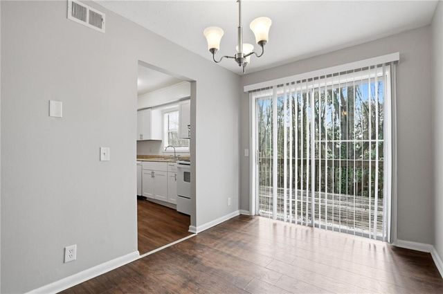 1069 Laurel Lane NW, Conyers, GA 30012