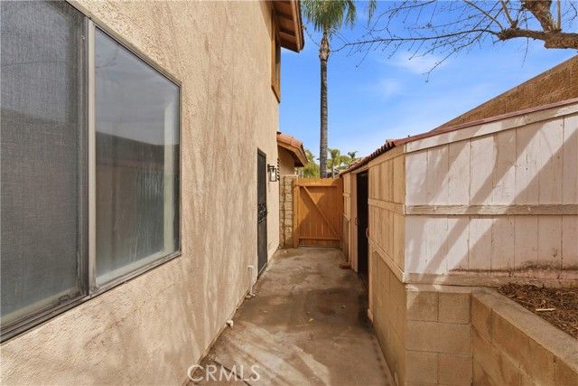 10805 Breezy Meadow, Moreno Valley, CA 92557