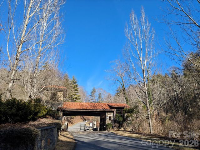 27 Bent Branch Lane 10, Asheville, NC 28804