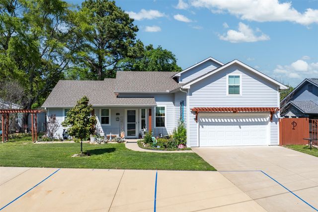 122 Redondo Drive, Gun Barrel City, TX 75156