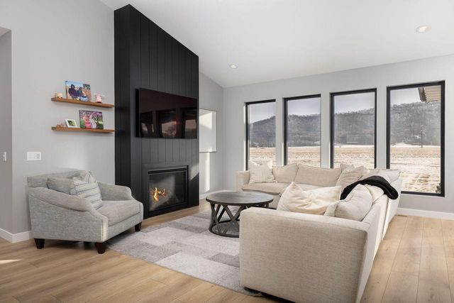 3311 Horton STREET, Holmen, WI 54636