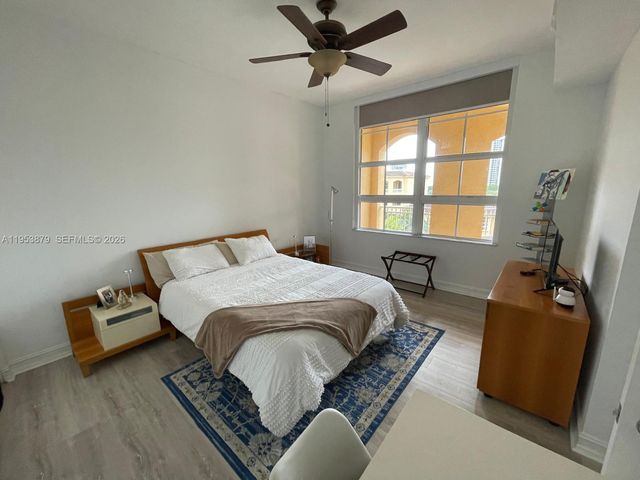 3001 NE 185th Street 612, Aventura, FL 33180