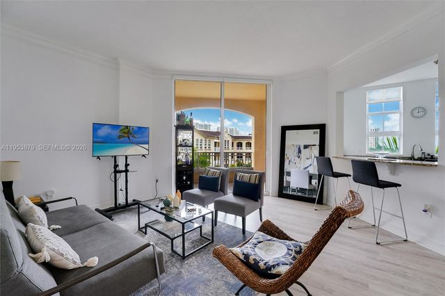 3001 NE 185th Street 612, Aventura, FL 33180