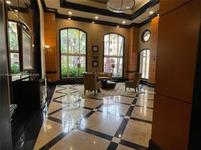 3001 NE 185th Street 612, Aventura, FL 33180