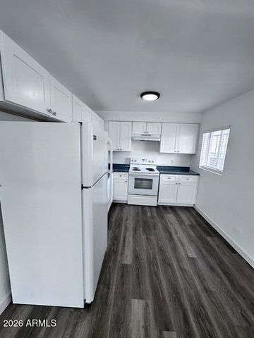 377 N 15TH Street, Phoenix, AZ 85006
