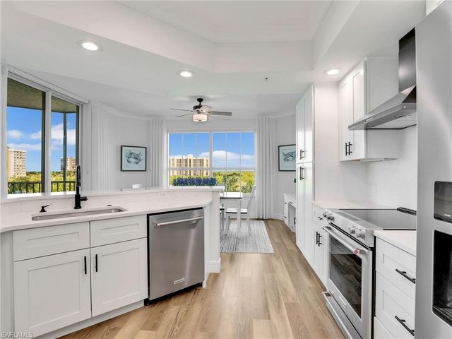 325 Dunes BLVD # 403, Naples, FL 34110