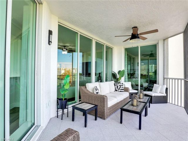 325 Dunes BLVD # 403, Naples, FL 34110