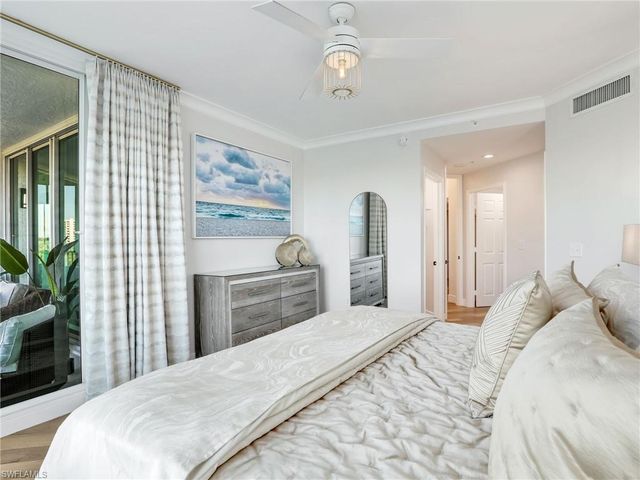 325 Dunes BLVD # 403, Naples, FL 34110