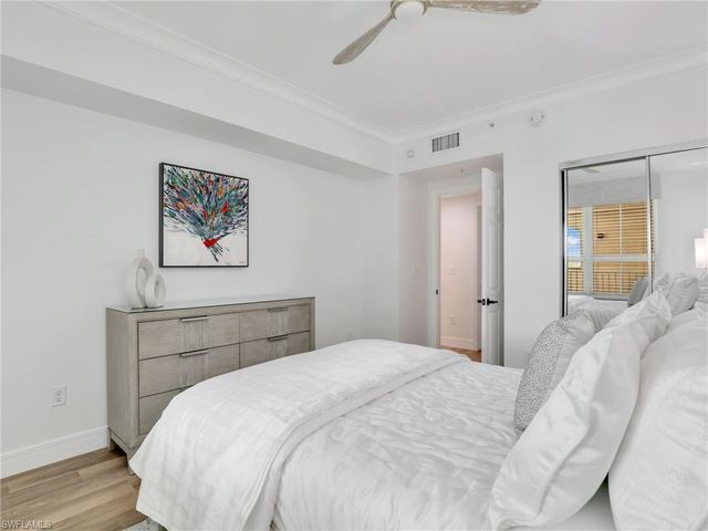 325 Dunes BLVD # 403, Naples, FL 34110