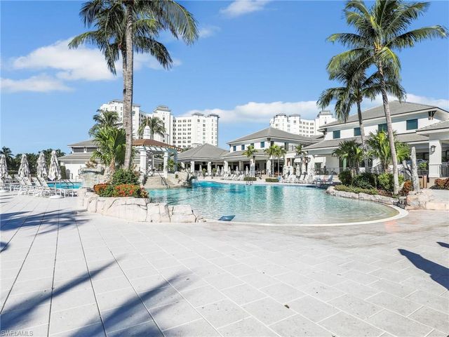 325 Dunes BLVD # 403, Naples, FL 34110