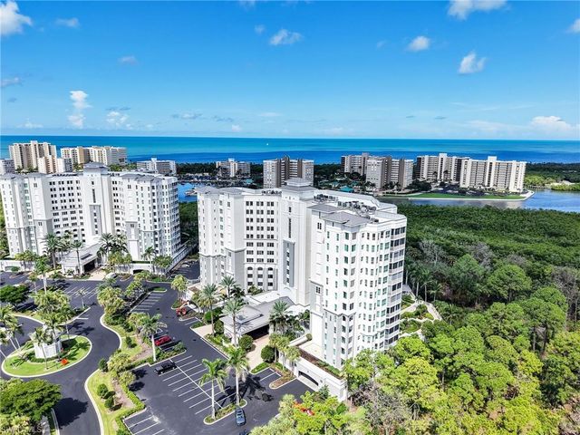 325 Dunes BLVD # 403, Naples, FL 34110