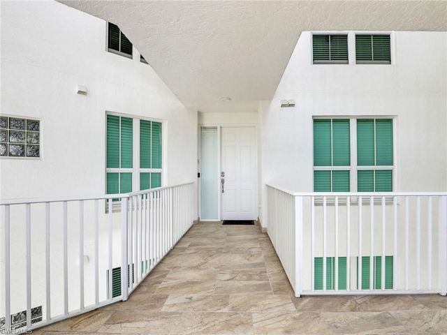 325 Dunes BLVD # 403, Naples, FL 34110