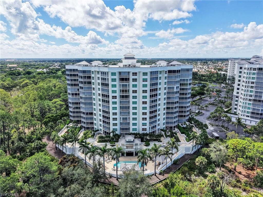 325 Dunes BLVD # 403, Naples, FL 34110