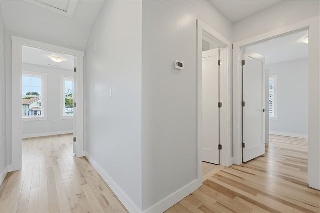 33 Jefferson Avenue, East Providence, RI 02915