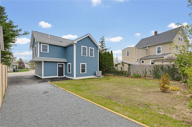 33 Jefferson Avenue, East Providence, RI 02915