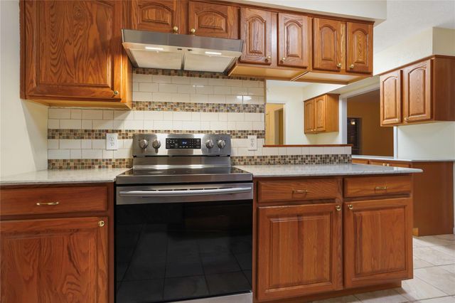 6302 Sioux Drive, Pasadena, TX 77503