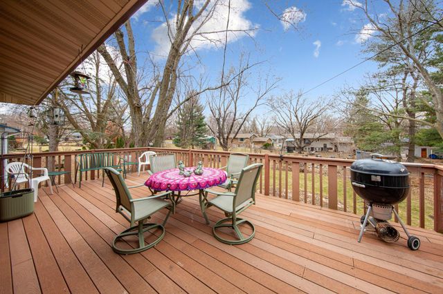 1114 Maple Street S, Northfield, MN 55057