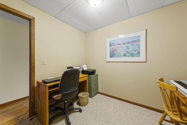 1114 Maple Street S, Northfield, MN 55057