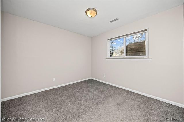 19215 Centralia, Redford, MI 48240