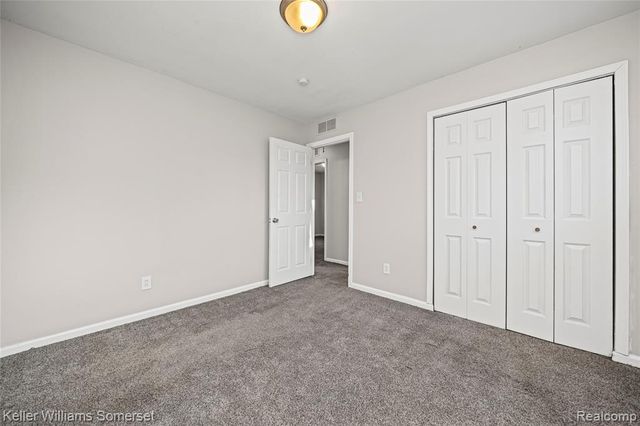 19215 Centralia, Redford, MI 48240