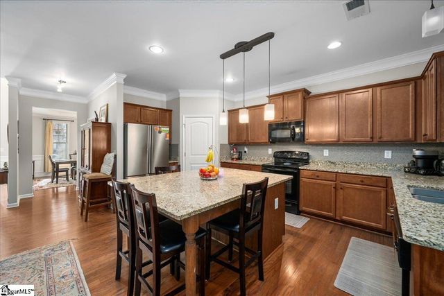 237 Raven Falls Lane, Simpsonville, SC 29681