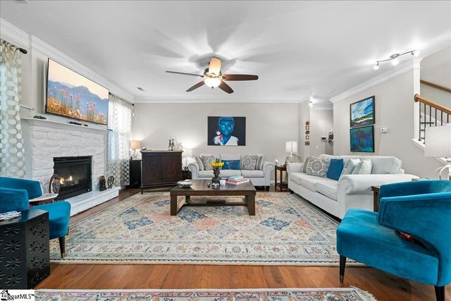 237 Raven Falls Lane, Simpsonville, SC 29681