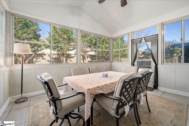 237 Raven Falls Lane, Simpsonville, SC 29681