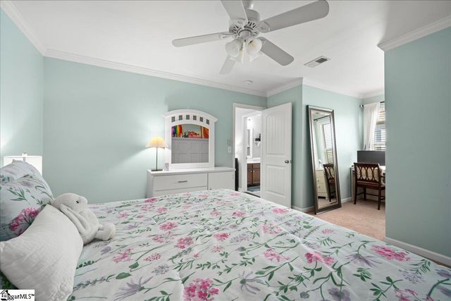 237 Raven Falls Lane, Simpsonville, SC 29681