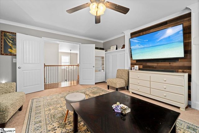 237 Raven Falls Lane, Simpsonville, SC 29681